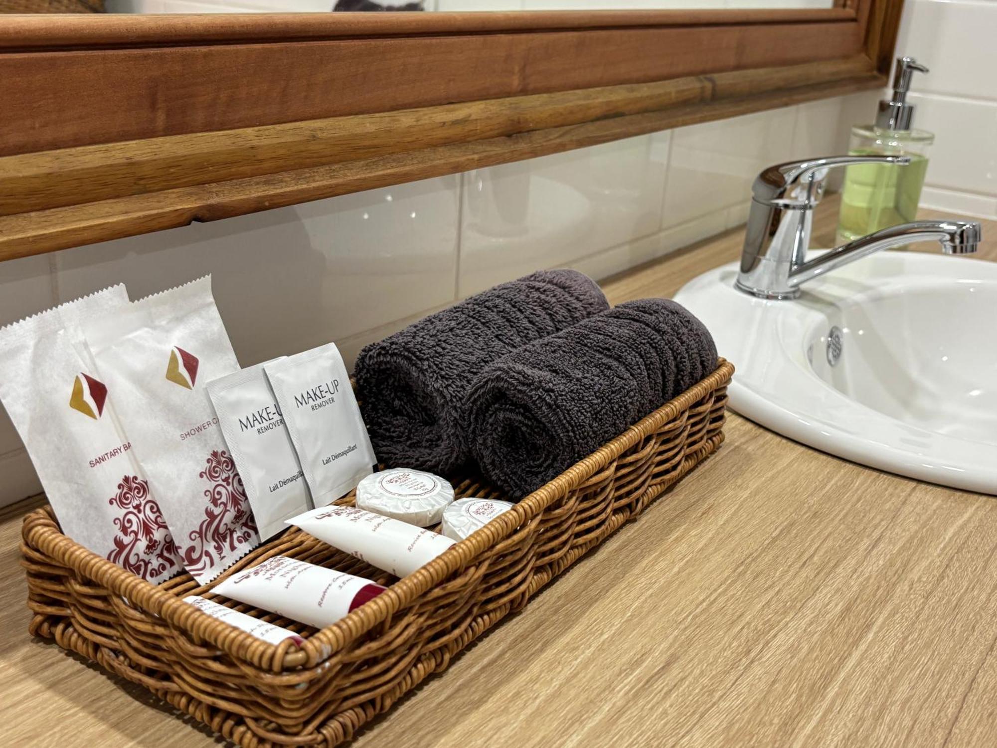 Silwood Apartment Fully Self Contained With Kitchen And Laundry Devonport Buitenkant foto